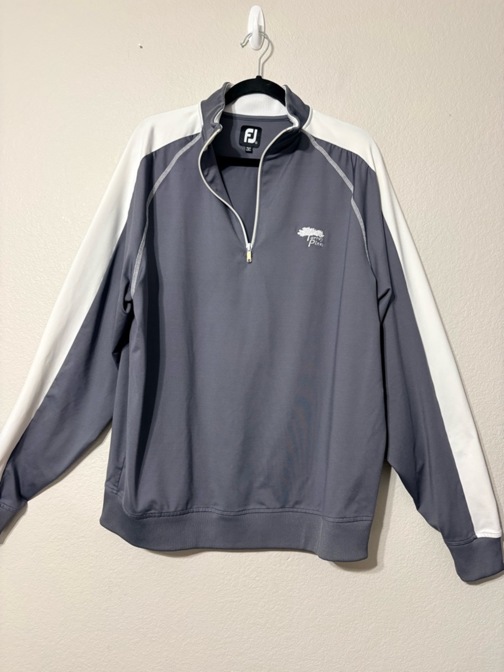 FootJoy Gray and White Quarter-Zip Golf Pullover Jacket Torrey Pines Logo. L